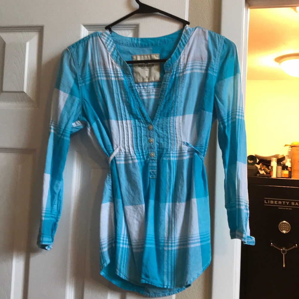 Hollister blouse